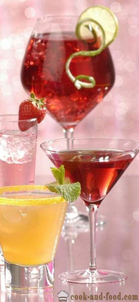 Напитки 2017 Нова година и празнични коктейли на годината на петела - алкохолни и безалкохолни