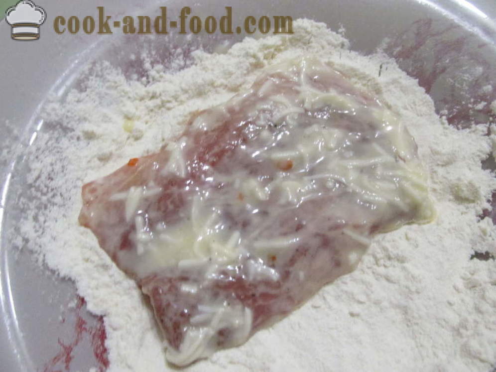 Сочни свински пържоли на фурна със сирене тесто - как да се готви свински пържоли във фурната, с една стъпка по стъпка рецепти снимки
