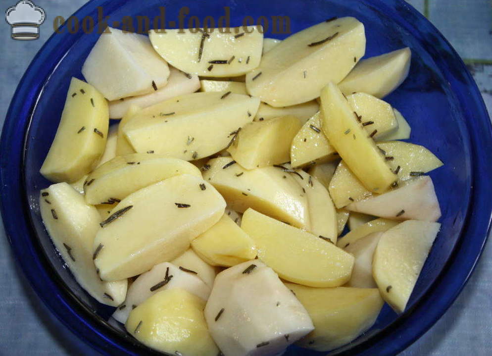 Бейкън, печен в пещ с картофи - как да се пекат вкусни гърди във фурната, с една стъпка по стъпка рецепти снимки