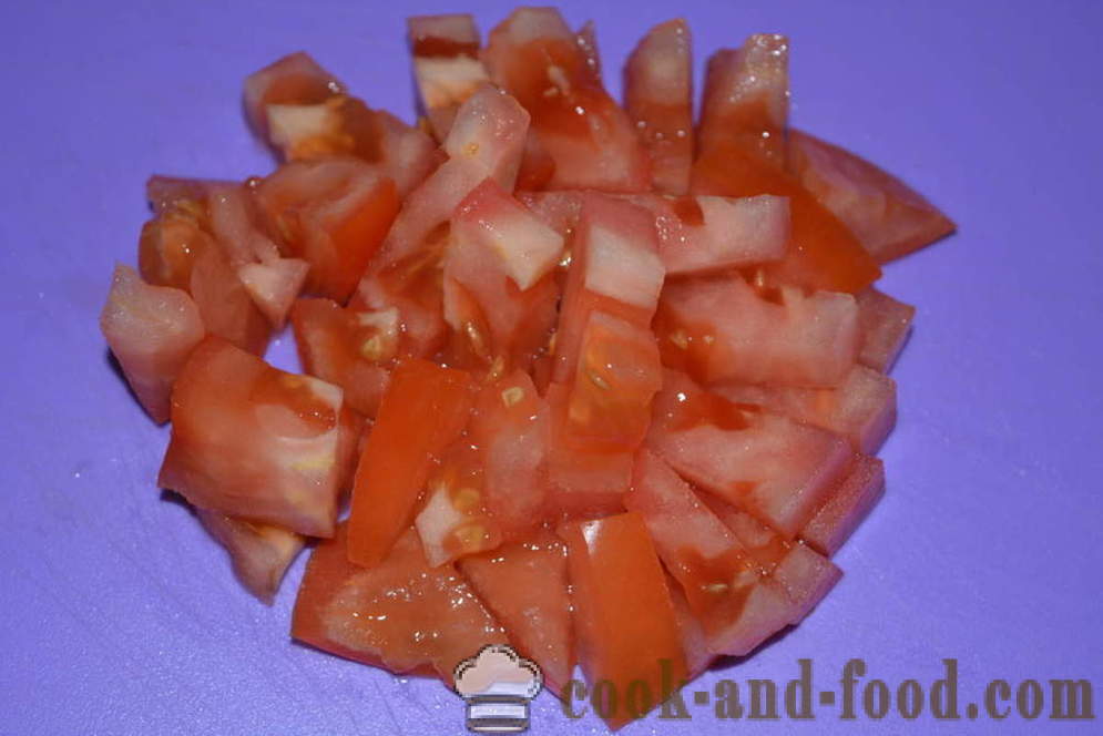 Лесна салата от пресни краставици и домати с яйца и праз - как да се готвя зеленчукова салата с майонеза, стъпка по стъпка рецепти снимки