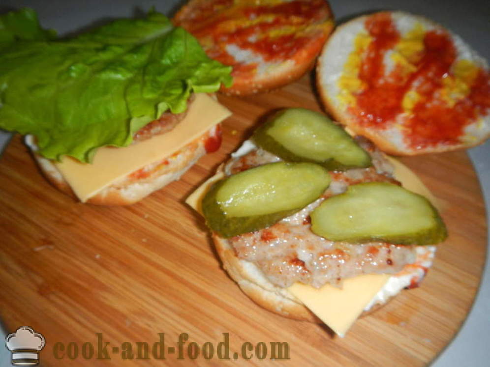 Juicy бургер - как да се направи хамбургер у дома си, стъпка по стъпка рецепти снимки
