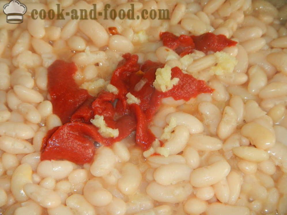 Lobio или печен боб в доматен сос - как да се готвя lobio на боб, стъпка по стъпка рецепти снимки