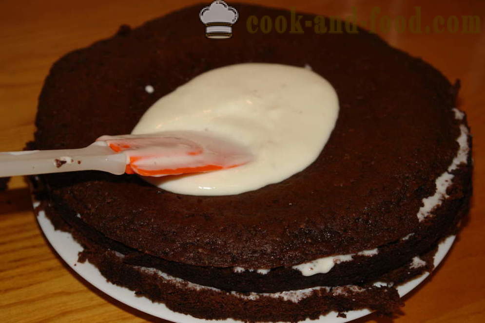 Вкусна шоколадова торта гъба със заквасена сметана - как да се направи шоколадова торта, стъпка по стъпка рецепти снимки