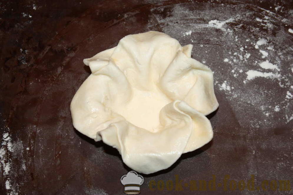 Roses бутер тесто с пълнеж от - как да се направи рози от бутер тесто с круша и тиква, с една стъпка по стъпка рецепти снимки