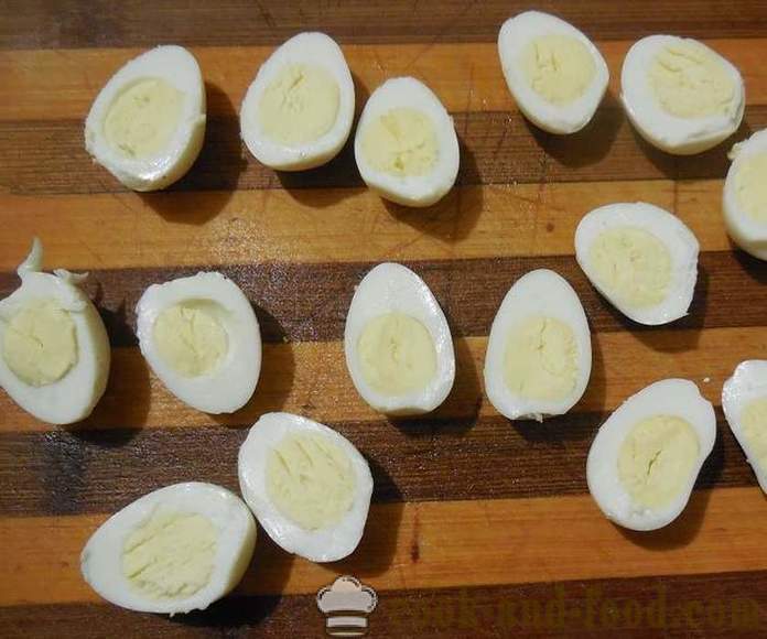 Салата с пъдпъдъчи яйца - стъпка по стъпка, как да се подготви салата от пъдпъдъчи яйца, рецептата със снимка