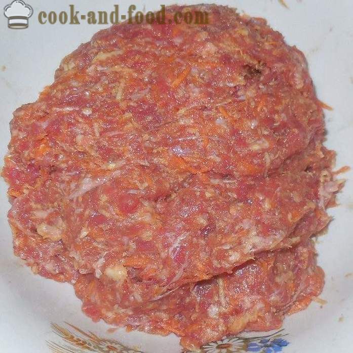 Вкусни банички на мляно месо: свинско, телешко, моркови и чесън - Как да се готви котлети от месо, стъпка по стъпка рецепти снимки
