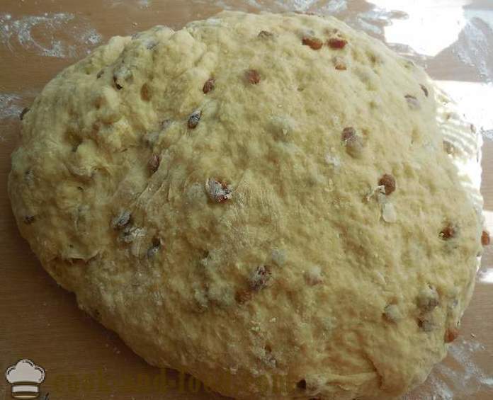 Delicious козунак мая - доказан рецепта със снимки стъпка по стъпка - как да се пекат торта във фурната за Великден
