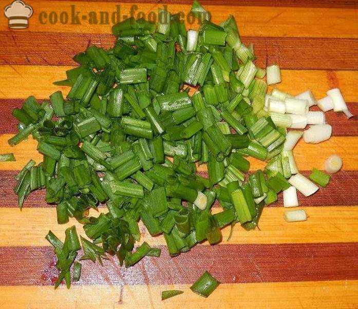 Лесна и вкусна пролетна салата от зеле, репички и краставици без майонеза - как да се направи пролетта салата с една стъпка по стъпка рецепти снимки