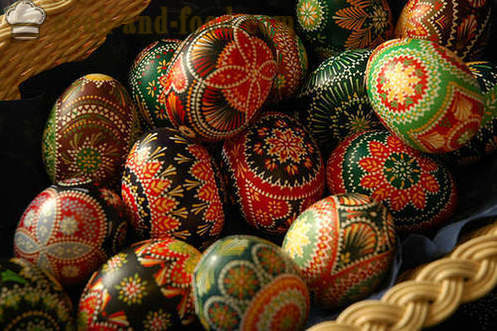 Историята на великденски яйца - където традицията е отишло и защо Великден боядисват яйца в лук кожи