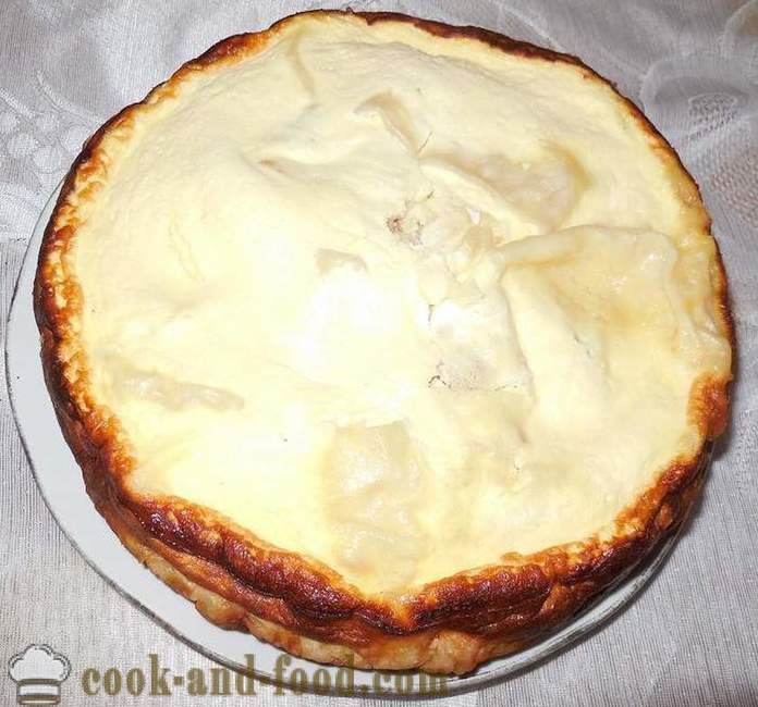 Пай от питка с крема сирене - проста и вкусна баница пита в multivarka рецепта със снимки.