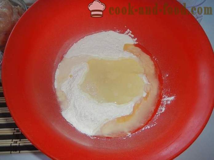 Сочни хрупкави домашно приготвени пасти за водка - как да приготвят вкусни chebureks тестото с мехурчета, стъпка по стъпка рецепта със снимки.