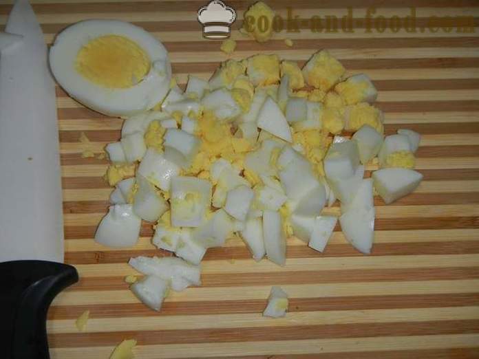 Лесна салата от пилешки дробчета - стъпка по стъпка рецепта за салата чернодробни слоеве (със снимки).