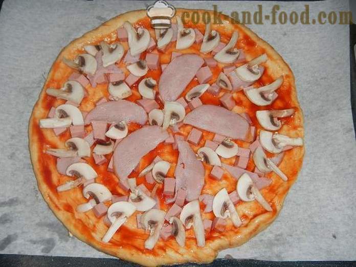 Домашна пица във фурната - стъпка по стъпка рецепта със снимка на вкусна пица тесто с мая