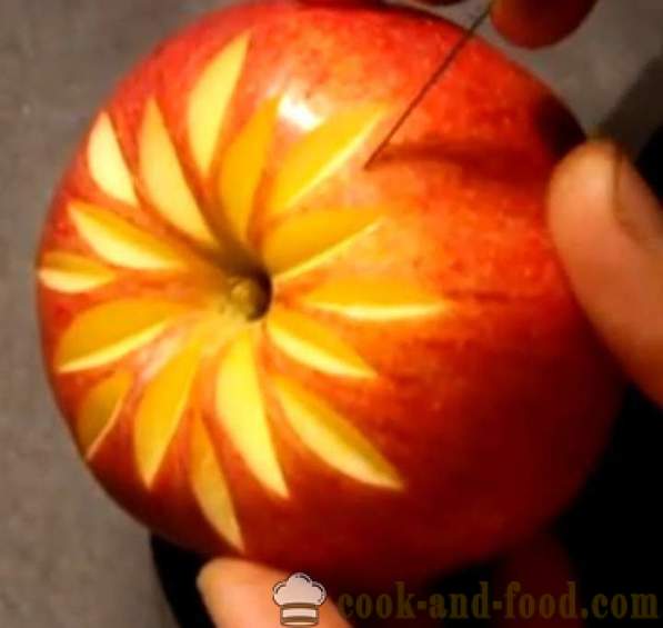 Плодови украси за ястия, сладкиши, маса, или дърворезба от ябълка със снимка, видео