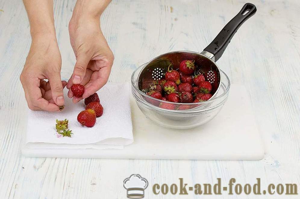 Сладко от ягоди: 5 нови рецепти