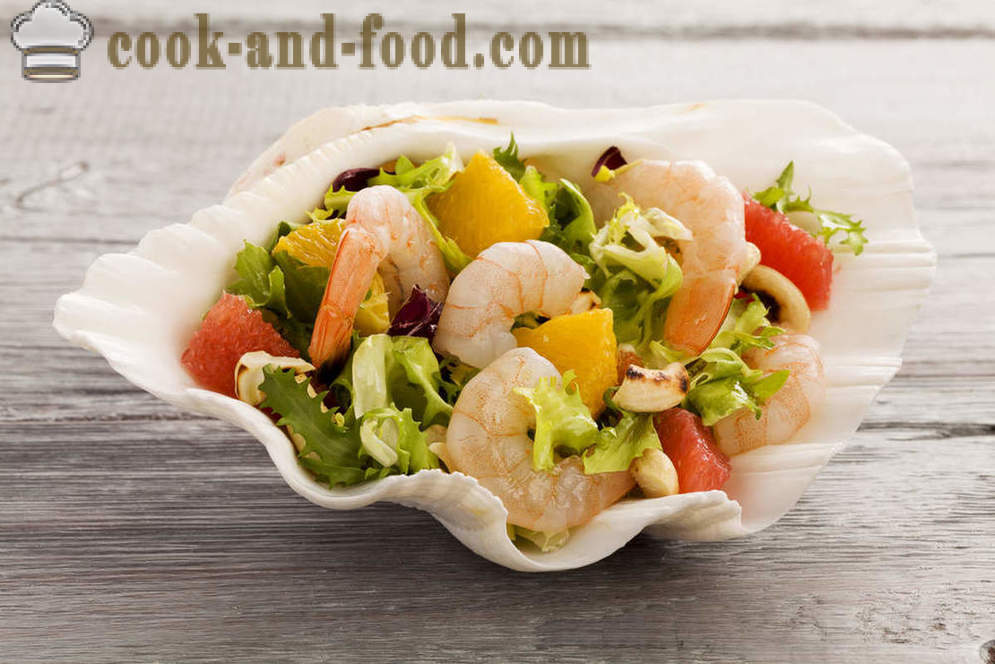 Рецепта: Витамин салата със зеленчуци, скариди и морски дарове